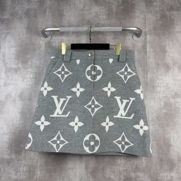 Louis Vuitton Dresses & Skirts - Authentic Louis Vuitton Gray and White Mini Skirt